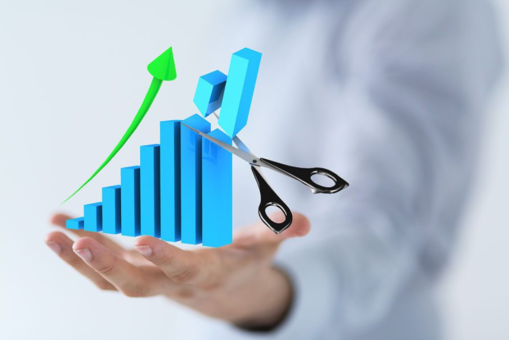 Veja estratégias inteligentes para reduzir custos operacionais, melhorar a gestão financeira e preservar os talentos da empresa.